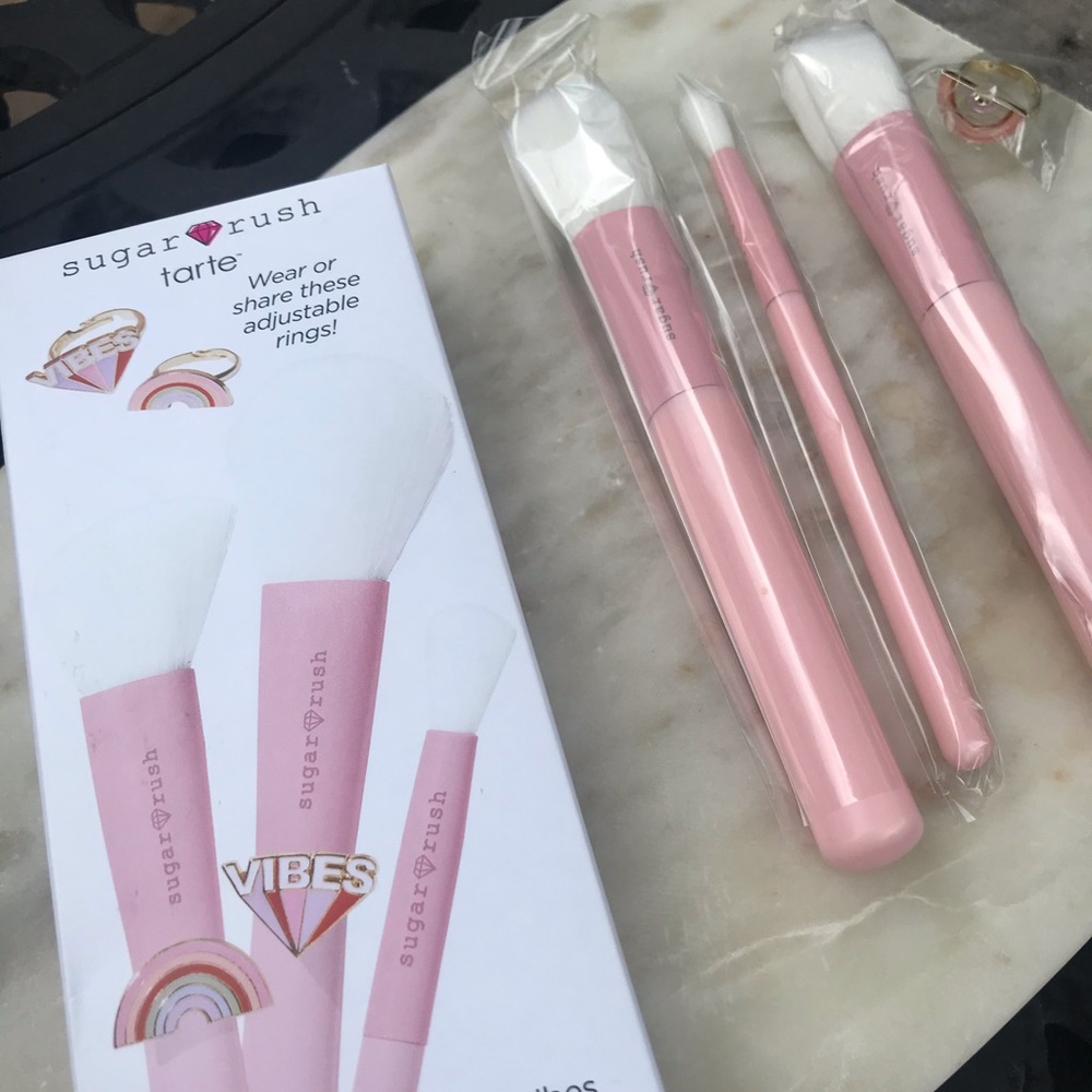 Good Vibes Brush Set